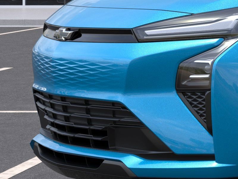 2027 Chevrolet Bolt LT - Photo 13