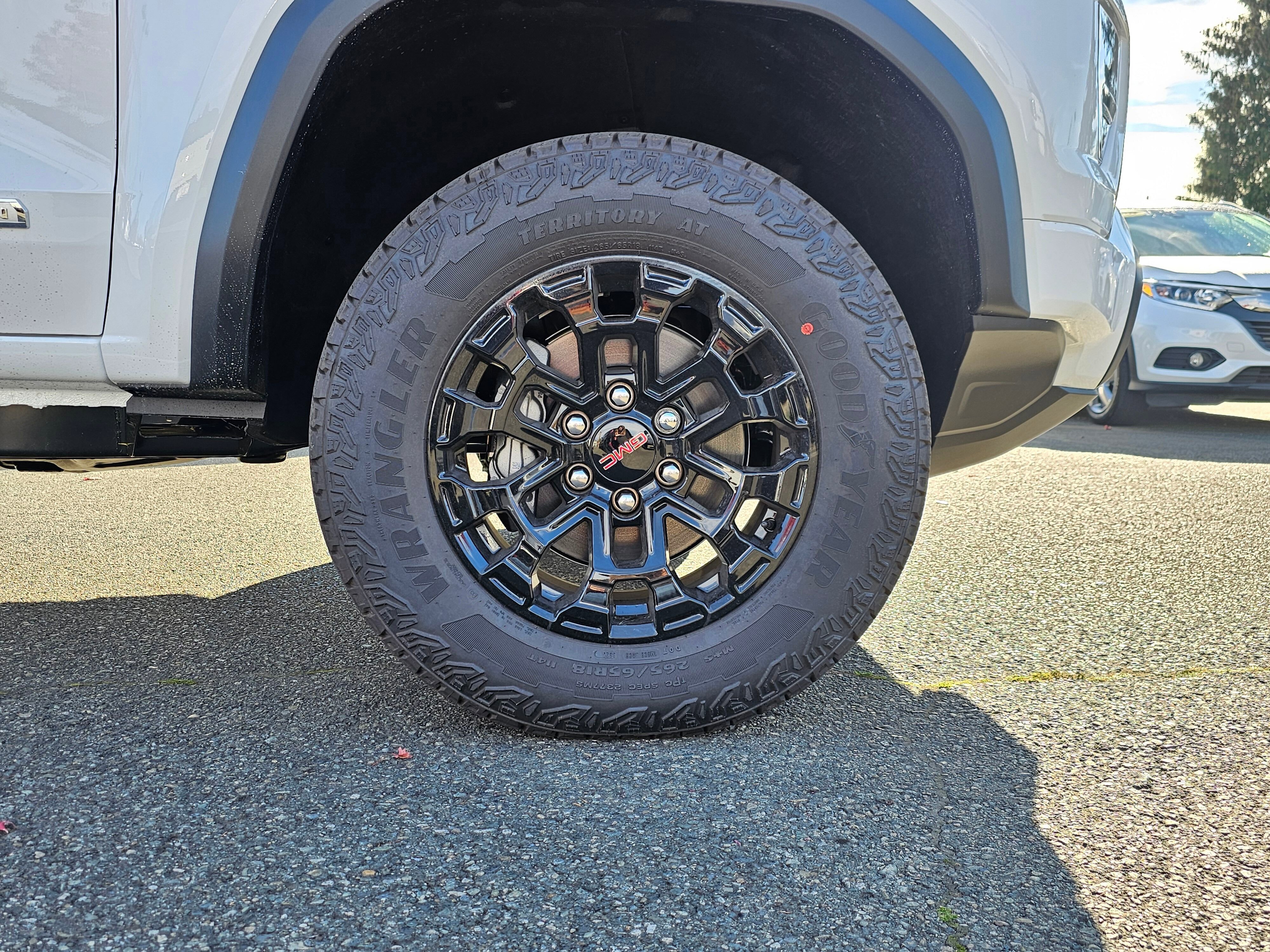 2026 GMC Canyon Elevation - Photo 9