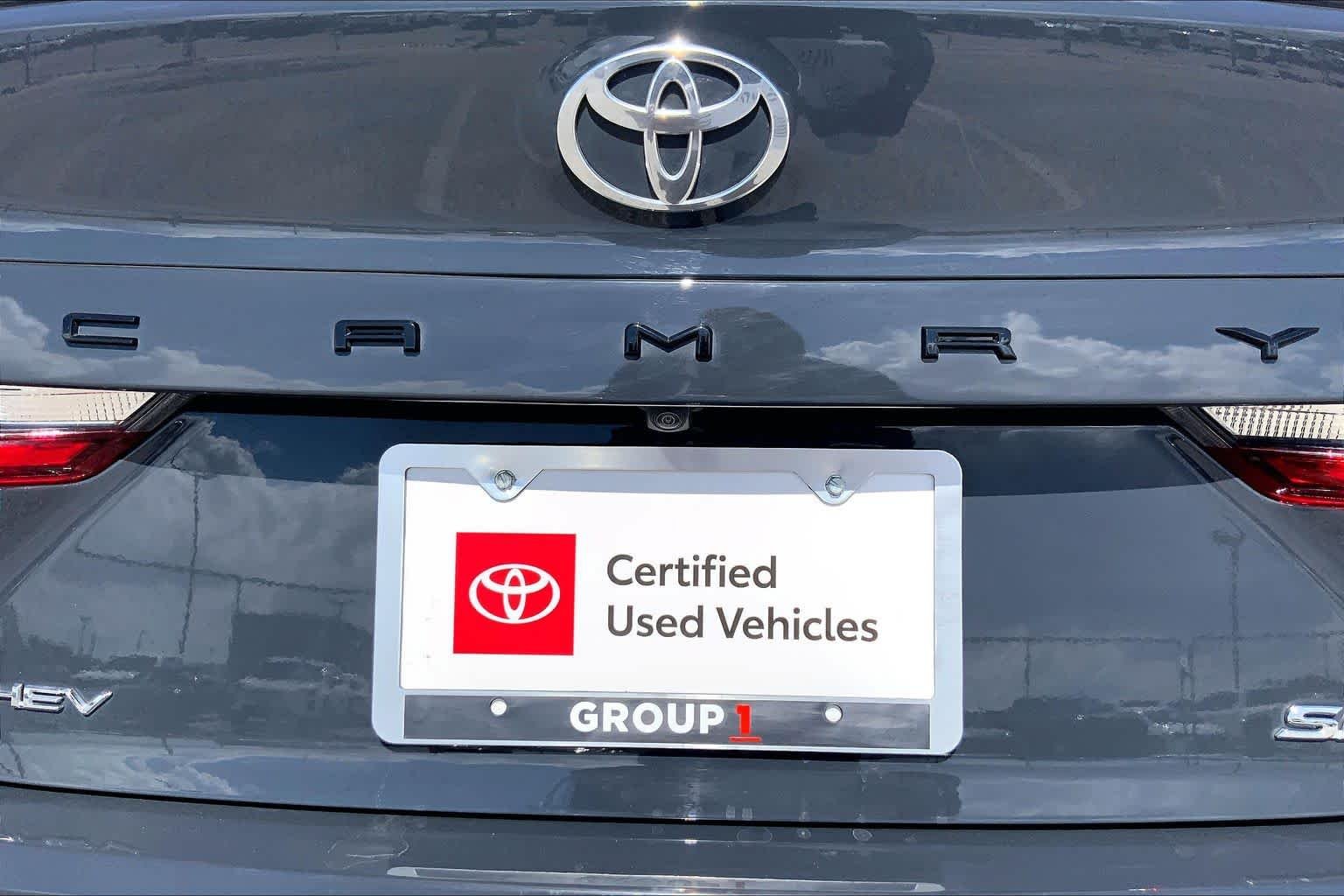 Used 2025 Underground Toyota SE image 9
