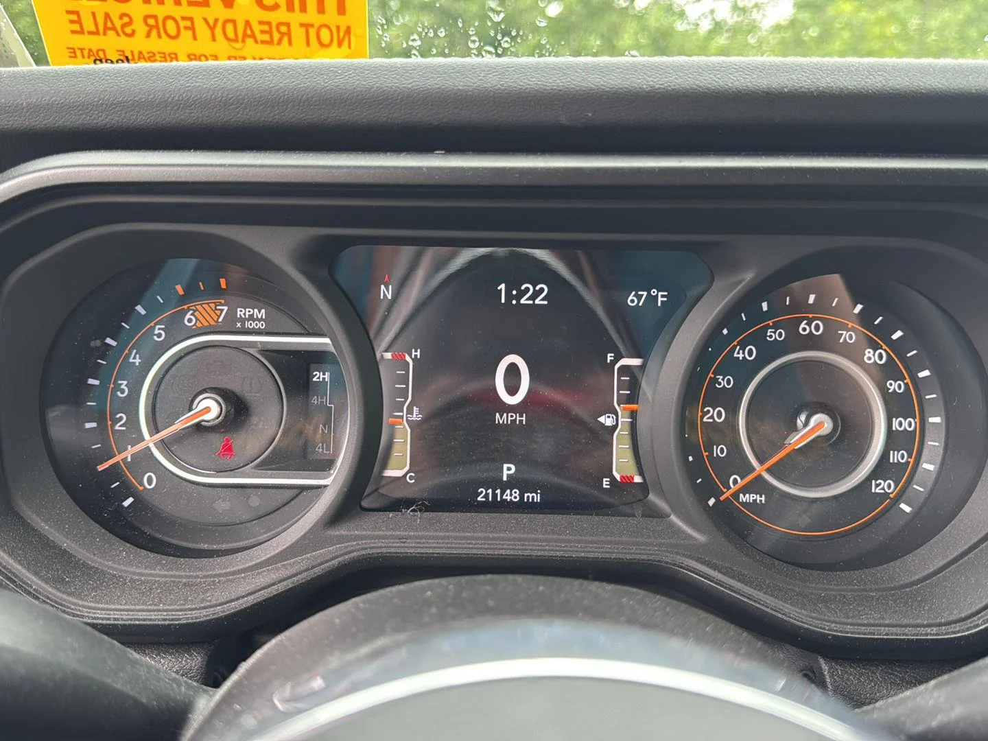 Used 2024 Silver Zynith Clearcoat Jeep Sahara image 12