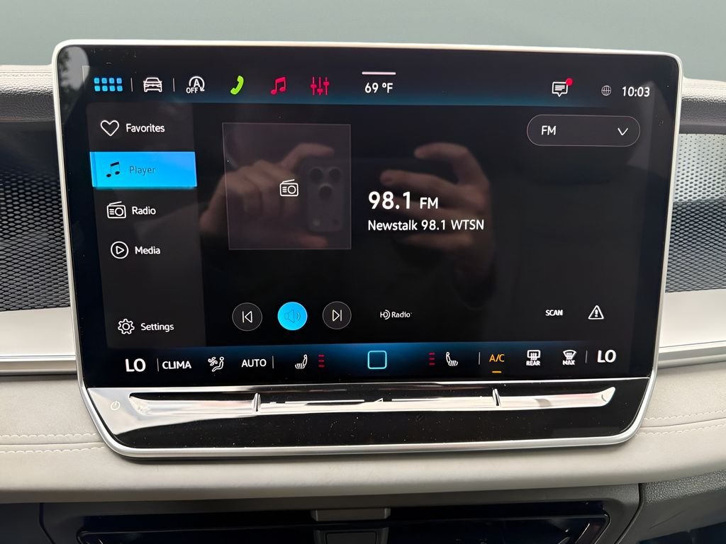 New 2026 Deep Black Pearl Volkswagen 2.0T SE R-Line Black image 15