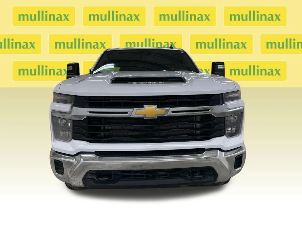 Used 2024 White Chevrolet LT image 15