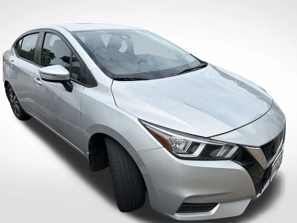 Used 2021 Silver Nissan 1.6 SV image 5
