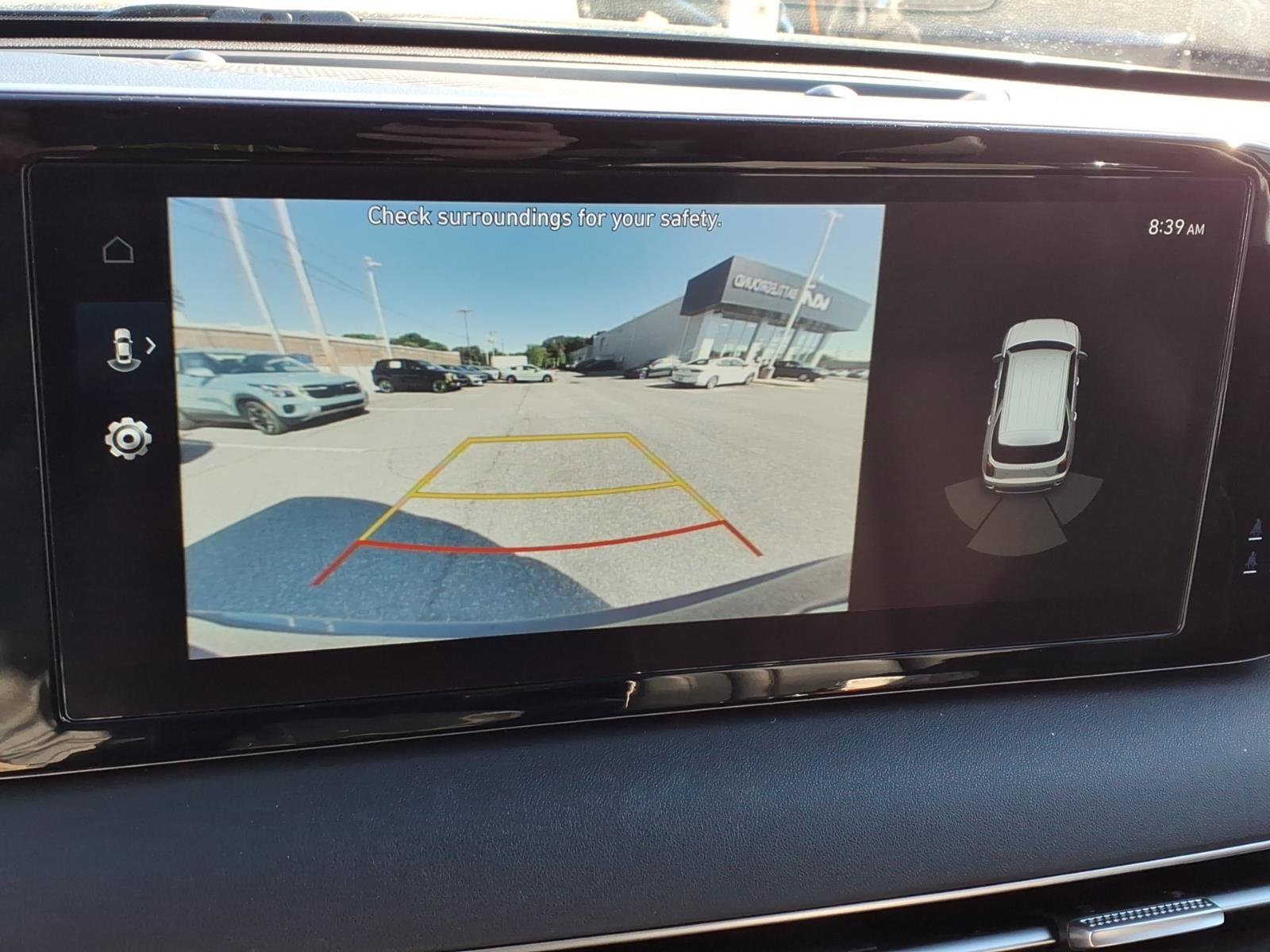 Used 2023 Moonlight Cloud Hyundai SEL image 6
