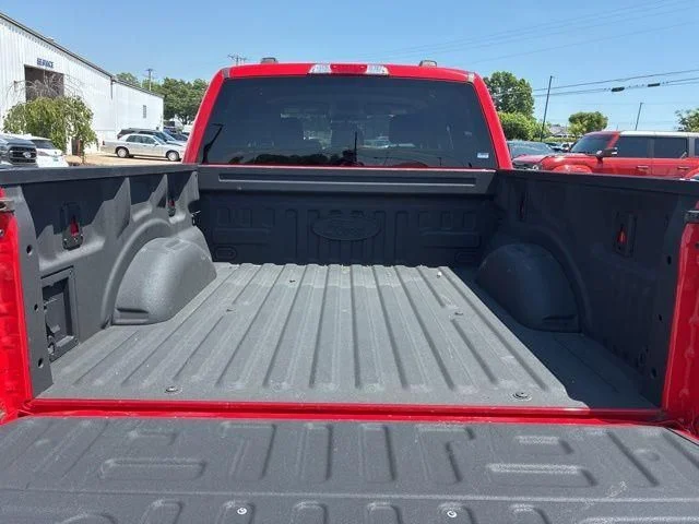 Used 2023 Red Ford XLT image 11