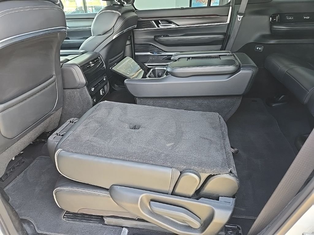 Used 2024 White/off-white Jeep Series II image 114
