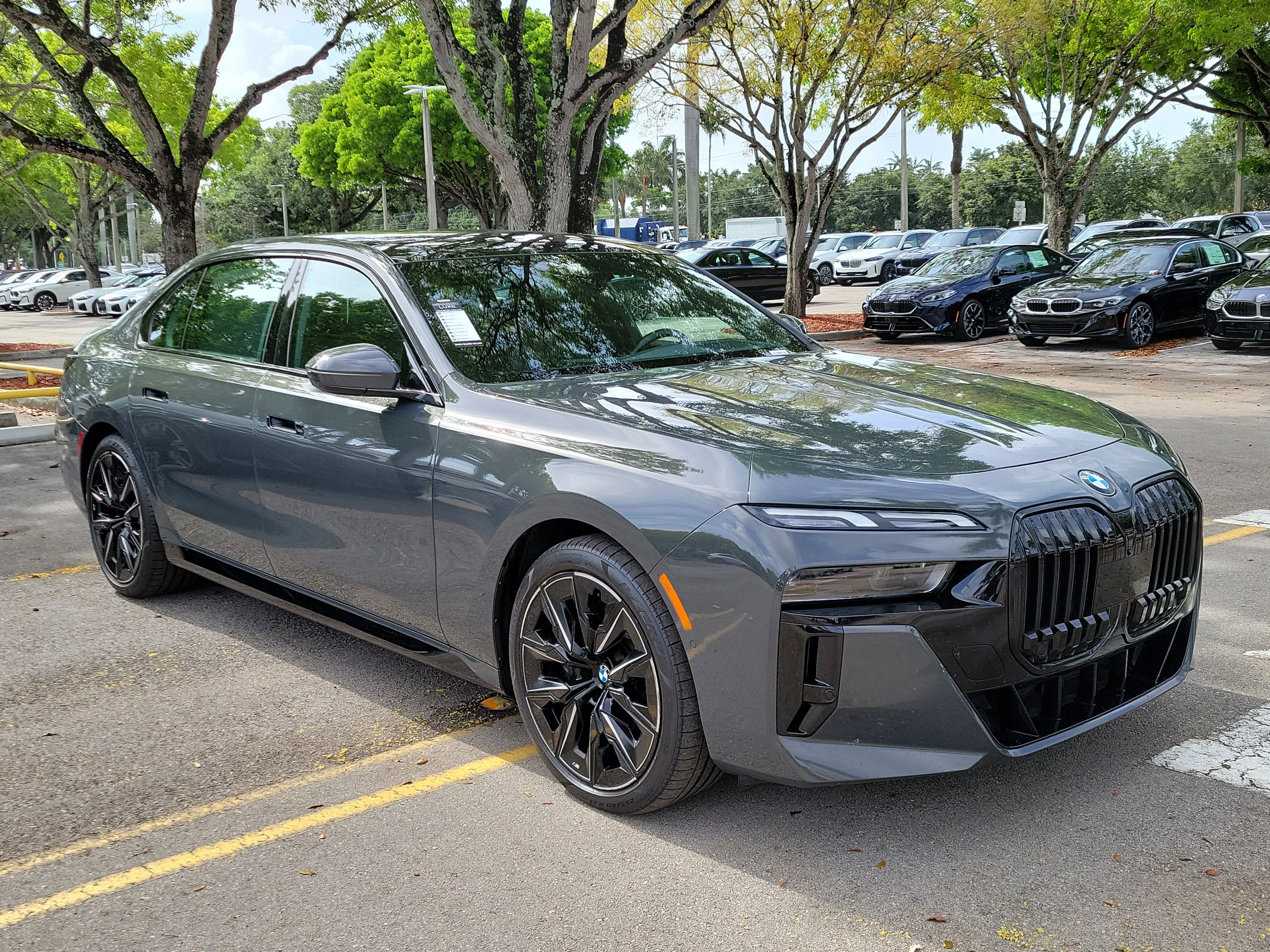 2023 BMW 7 Series 760i xDrive's photo