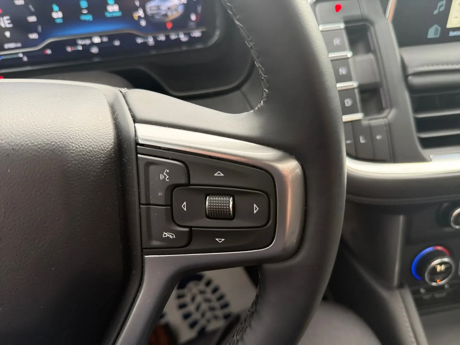 2024 Chevrolet Tahoe Z71 - Photo 20