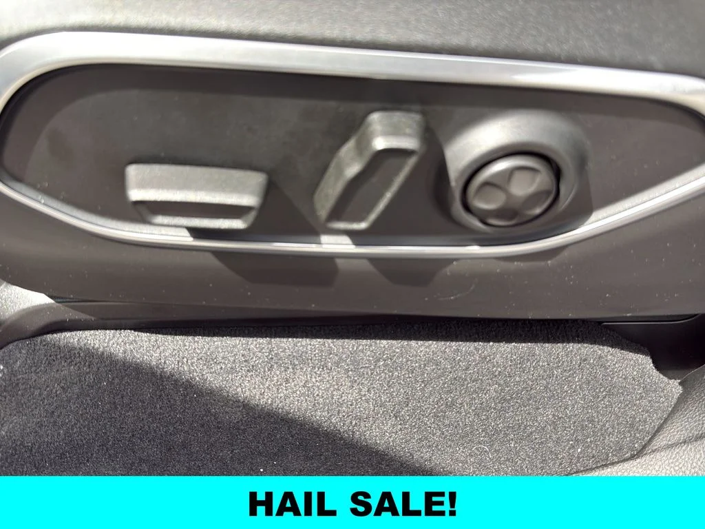 New 2026 High Gloss Black Exterior Paint Jeep Limited Reserve image 28