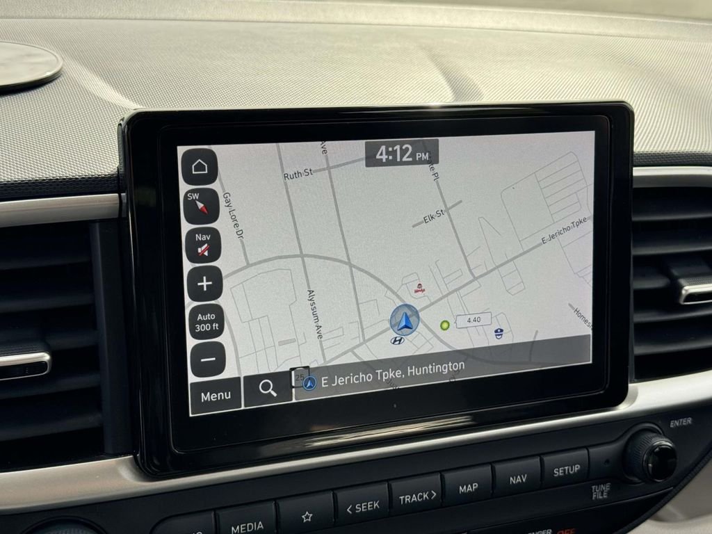 Used 2023 White Hyundai Limited image 23