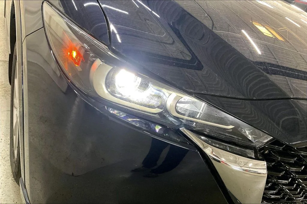 Used 2023 Gray Mazda Touring image 29