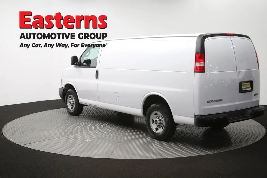 Used 2022 White GMC Work Van image 57