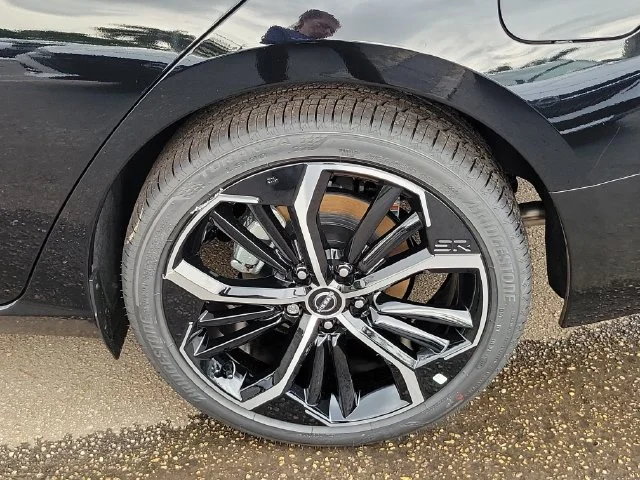 New 2026 Super Black Nissan SR image 7
