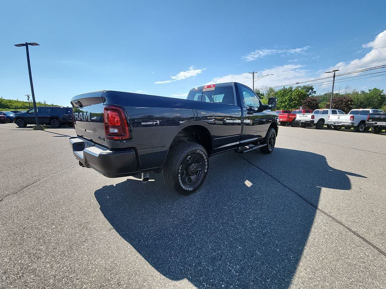 2026 RAM 2500 Tradesman - Photo 8