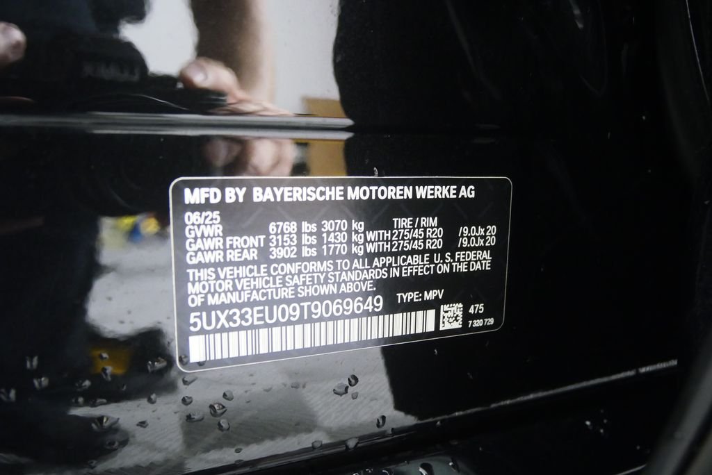 Certified Used 2026 Black Sapphire Metallic BMW M60i image 27