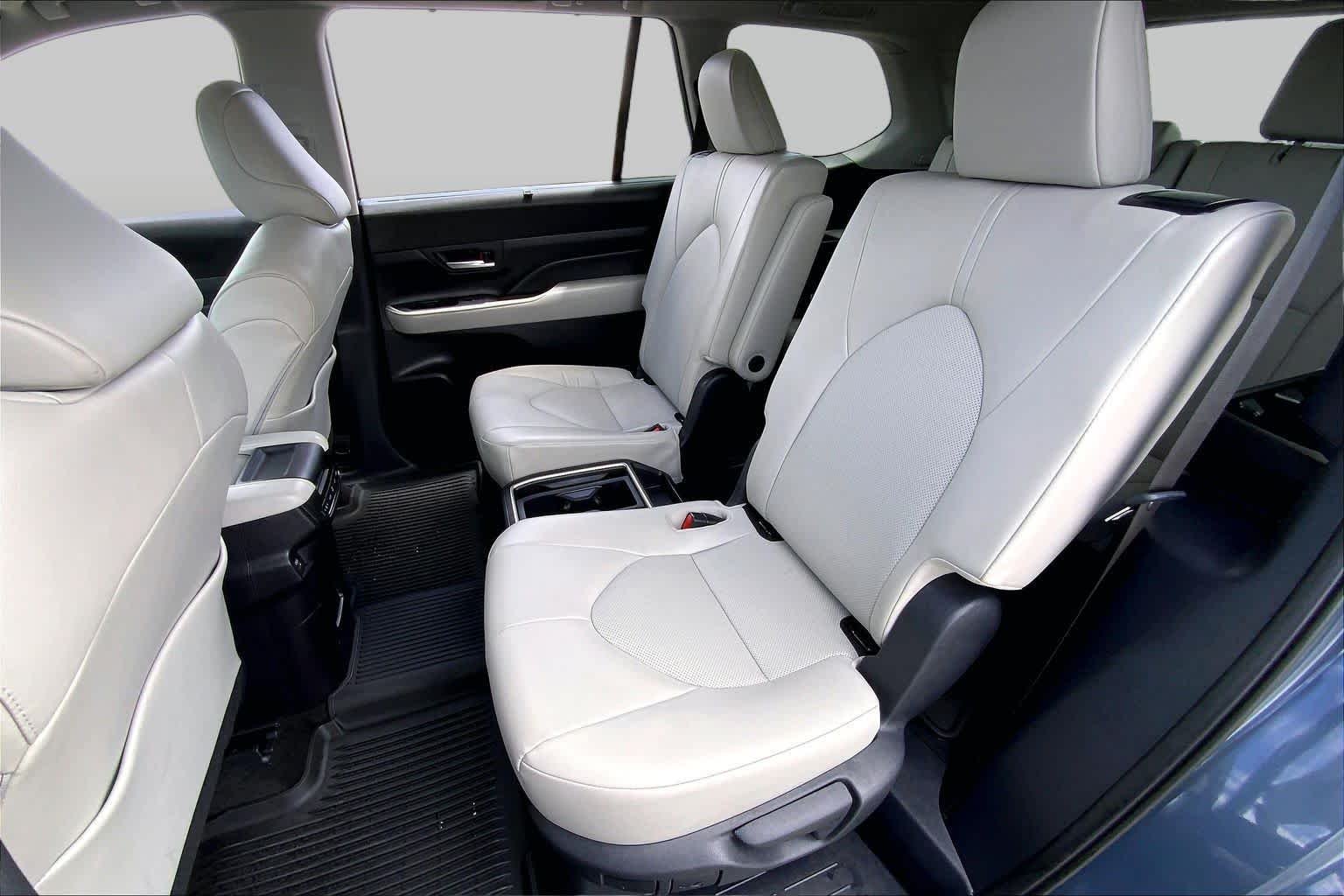 Used 2025 Storm Cloud Toyota XLE image 20