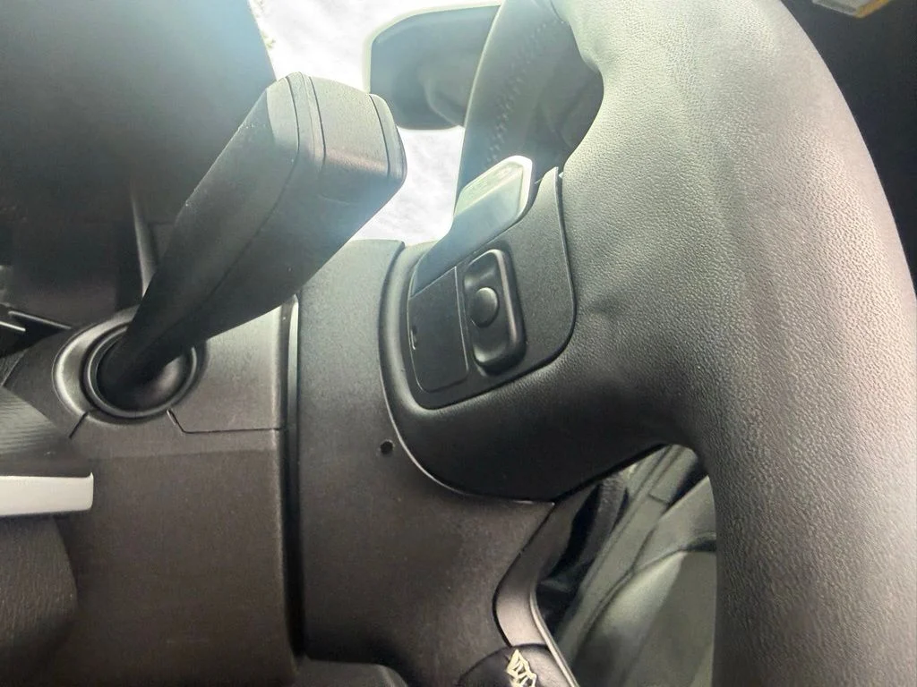 Used 2024 Black Jeep Altitude X image 16