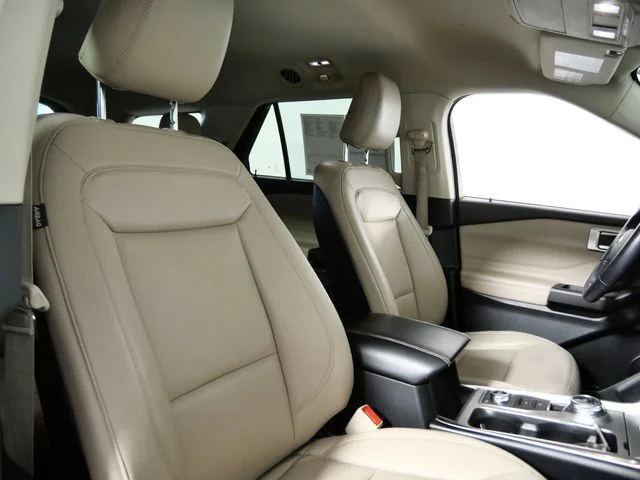Used 2020 White Ford XLT image 12