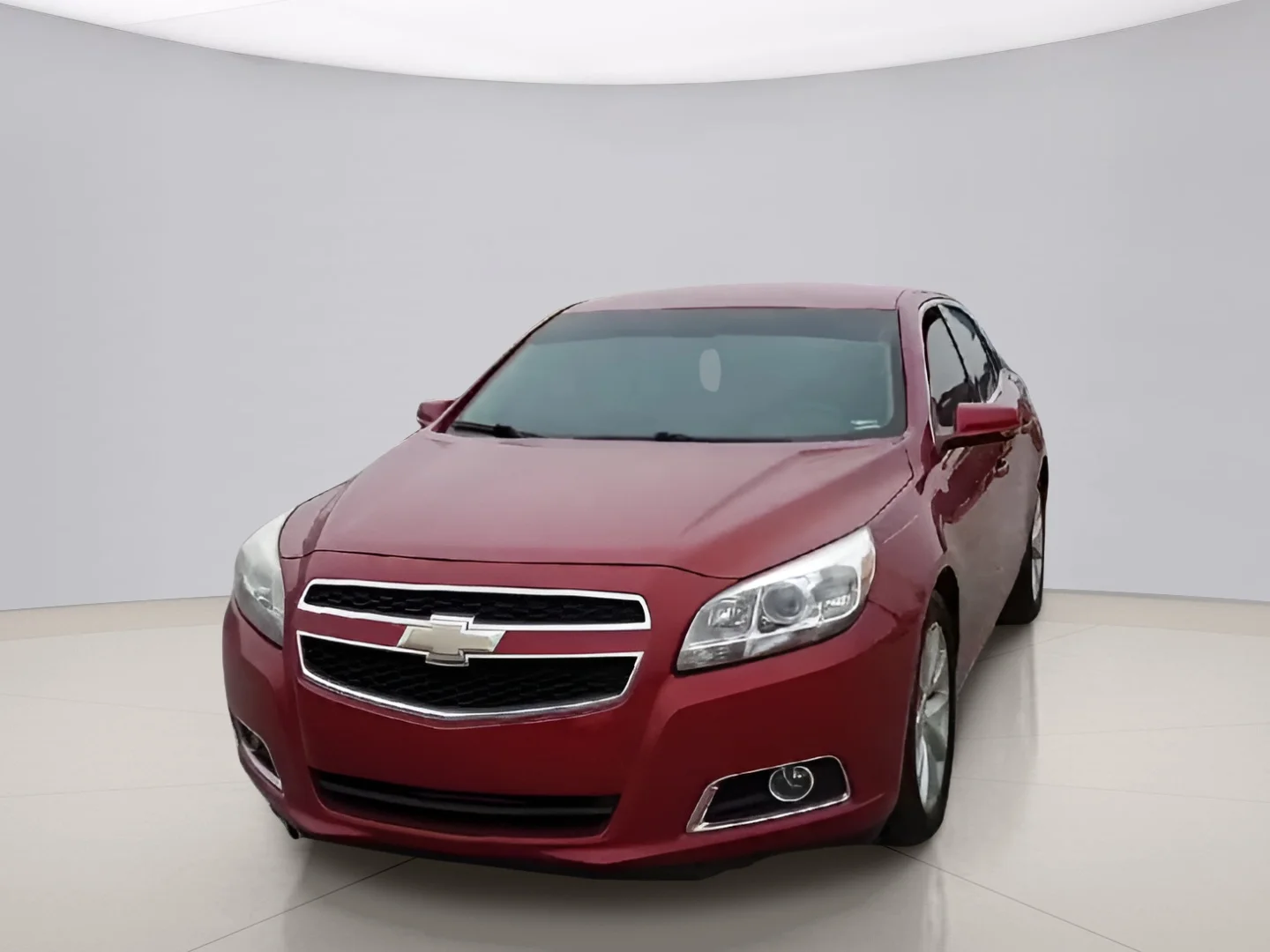 Used 2013 Red Chevrolet 2LT image 3