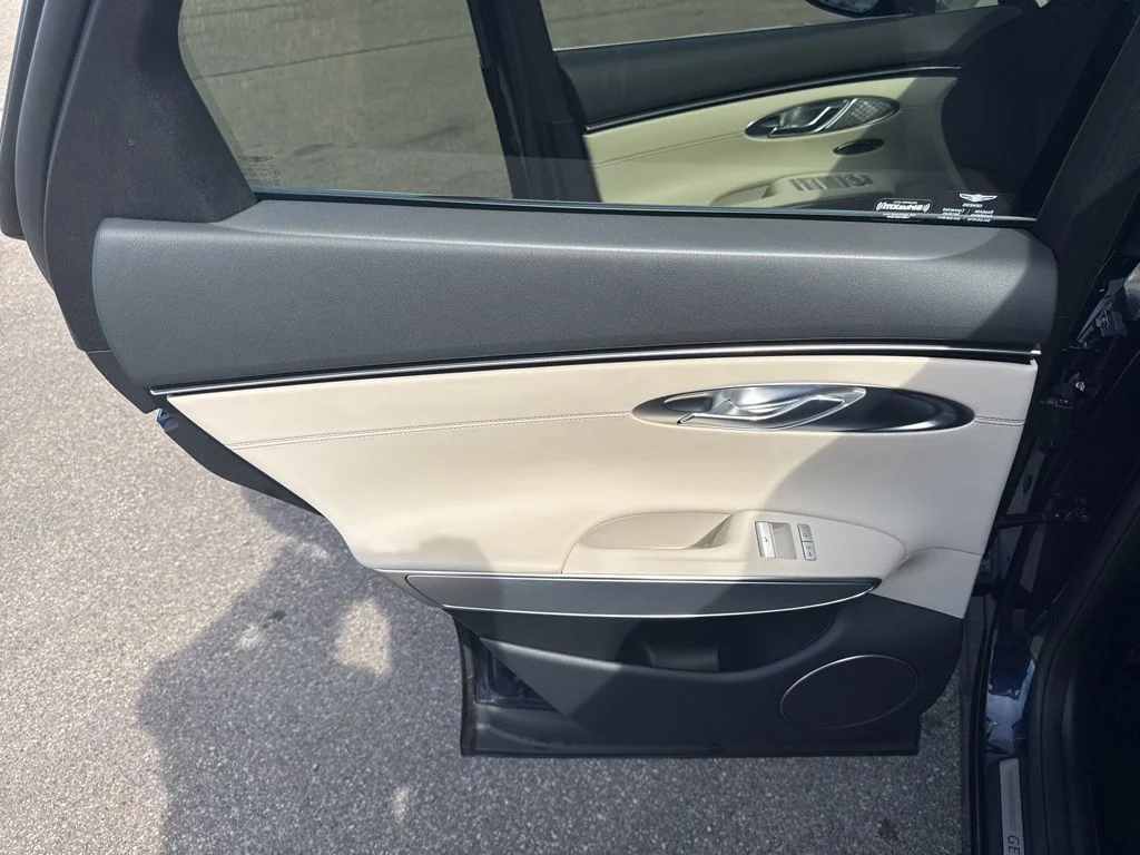 Used 2024 Capri Blue Genesis 2.5T image 33