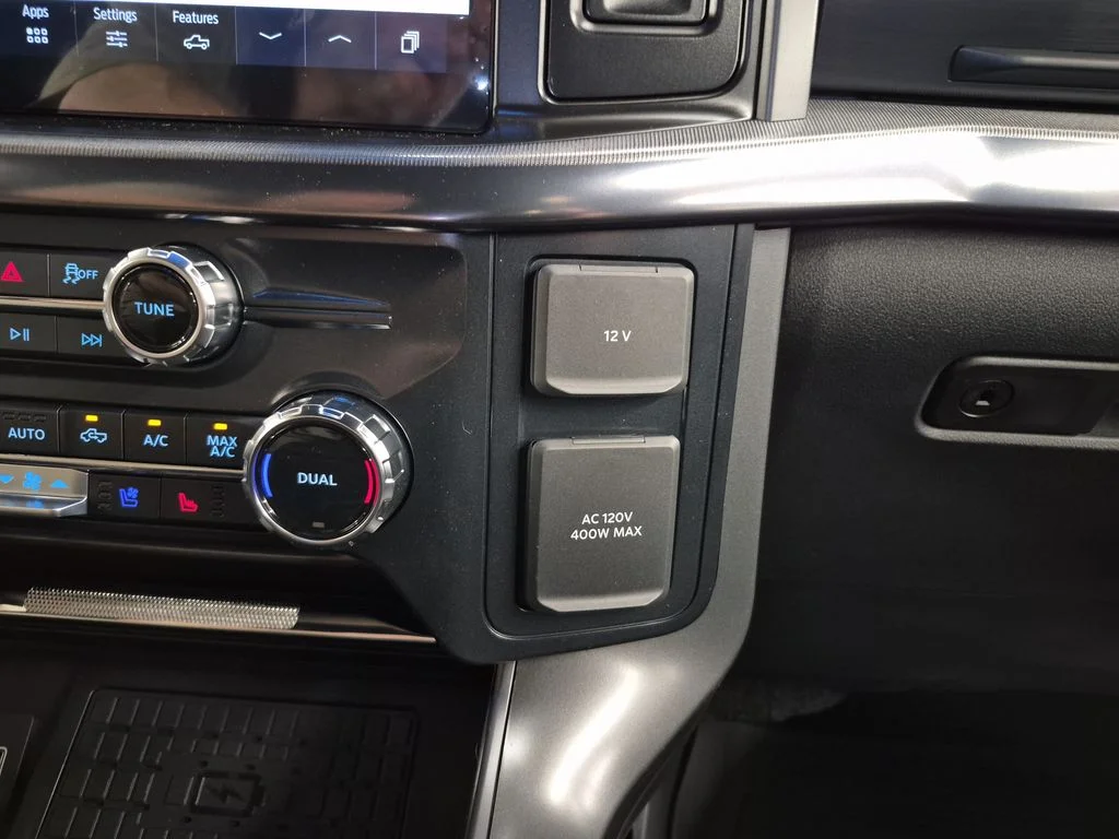 New 2026 Blue Ford Lariat image 37