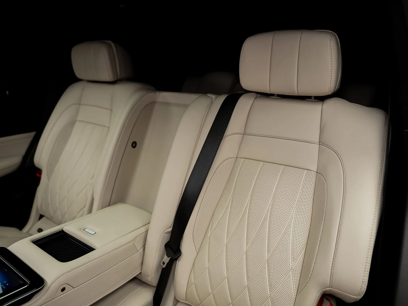 Used 2021 White Mercedes-Benz GLS 63 AMG® image 43