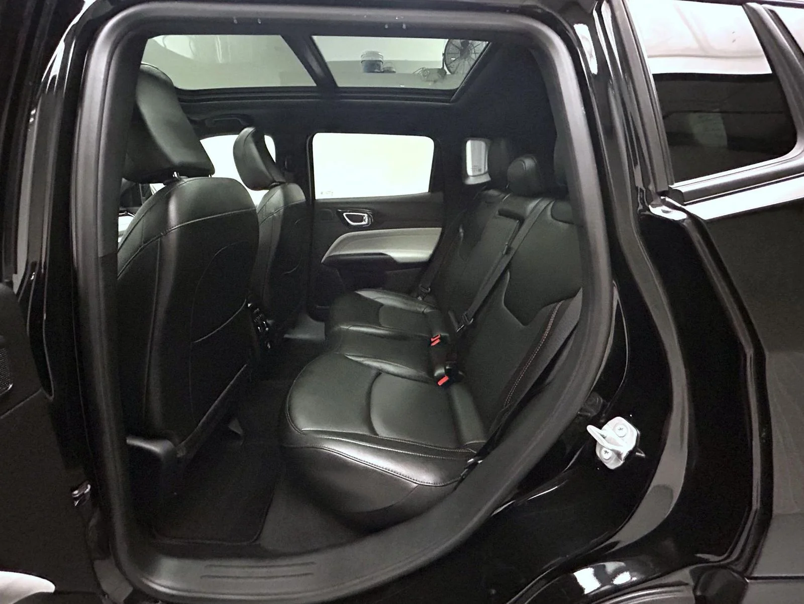 Used 2023 Black Jeep Limited image 19