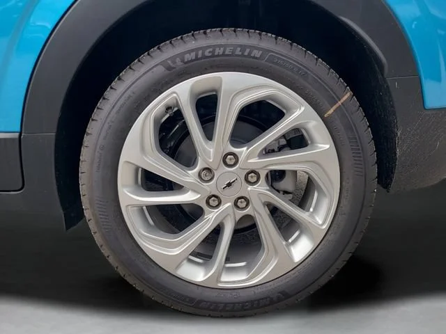 New 2027 Marina Blue Metallic Chevrolet LT image 31