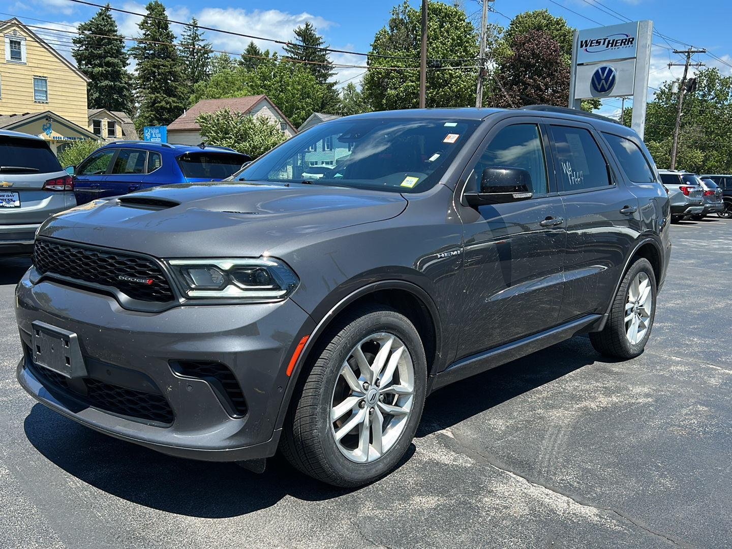 Used 2025 Vapour Grey Dodge R/T image 3