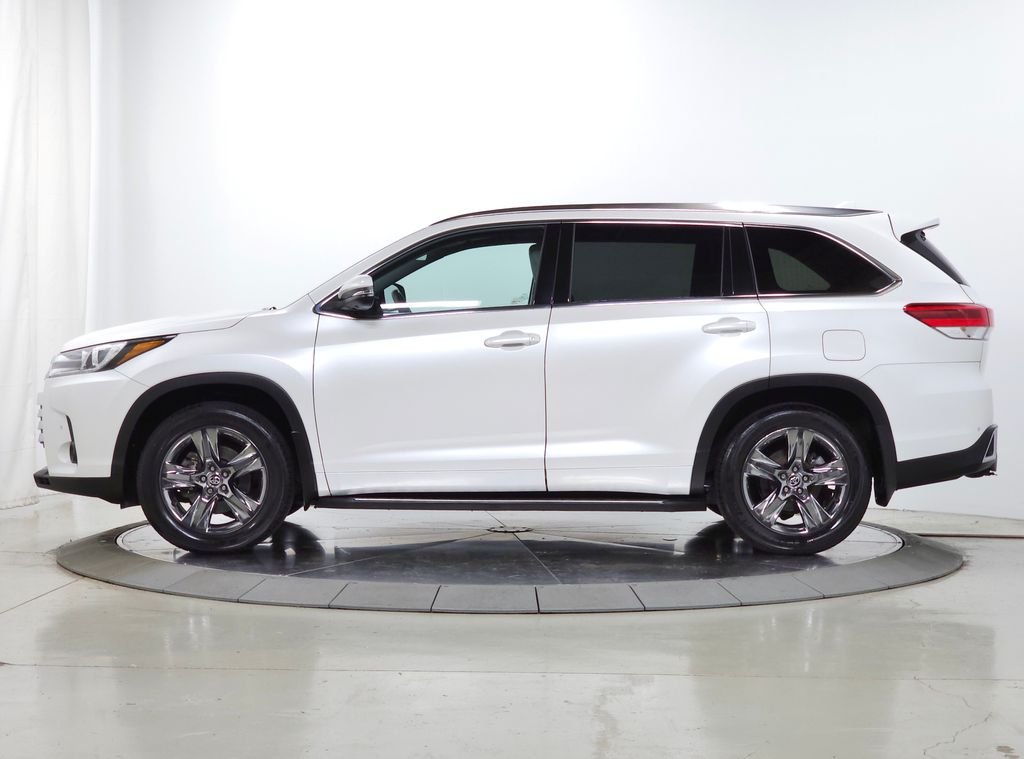 Used 2019 Blizzard Pearl Toyota Limited Platinum image 4