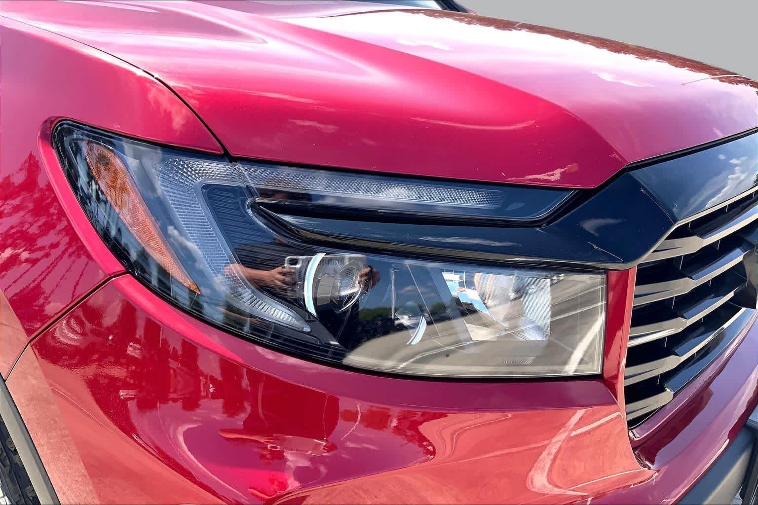 Used 2022 Radiant Red Metallic II Honda Sport image 27