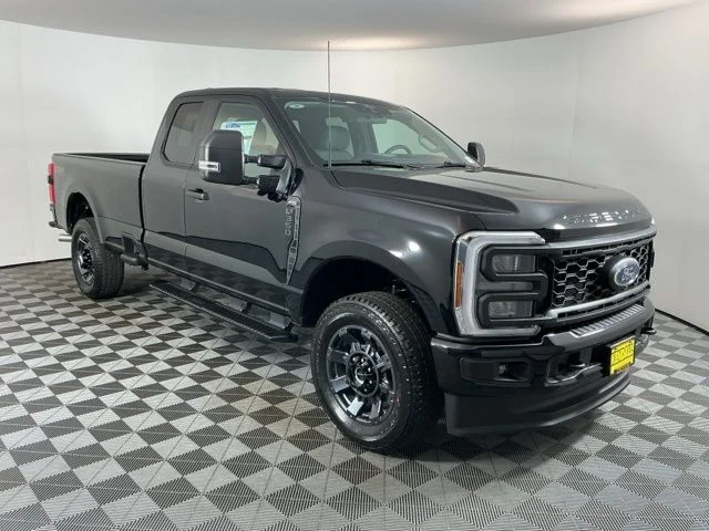 New 2026 Agate Black Metallic Ford XL image 3