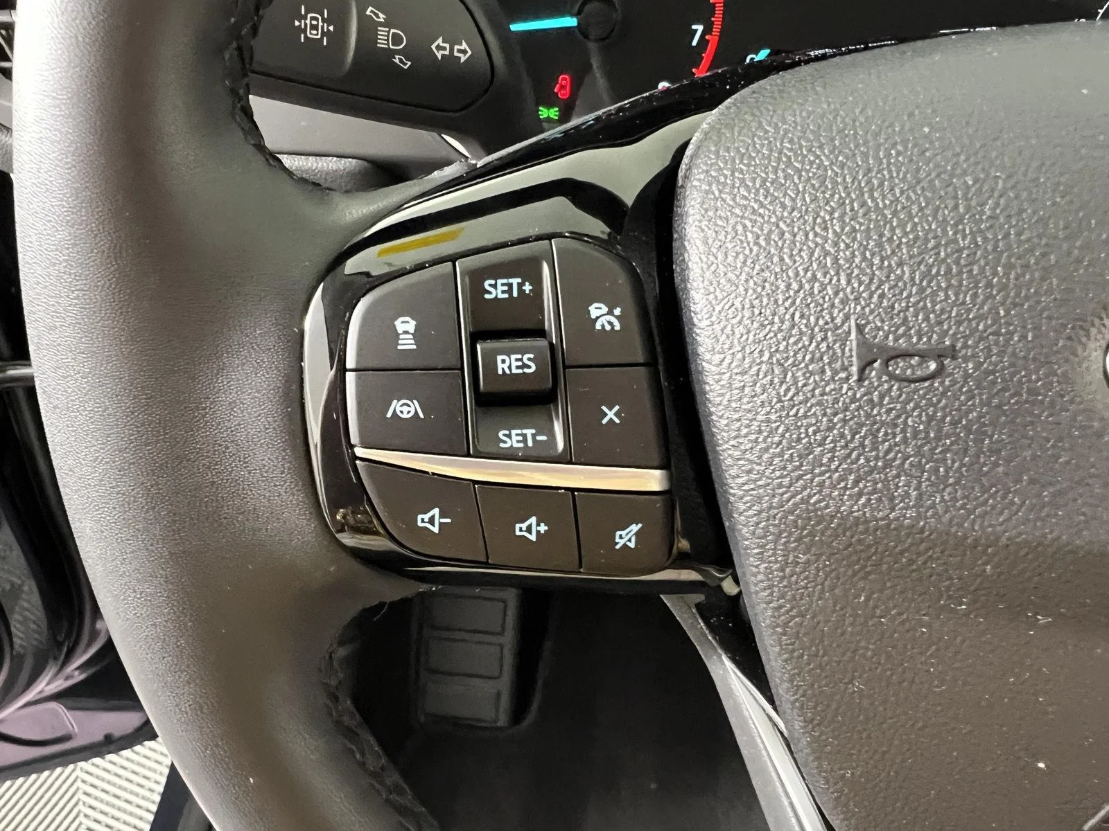 Used 2022 Stone Blue Ford SEL image 14