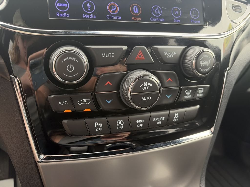 Used 2019 Sting Gray Clearcoat Jeep Altitude image 22