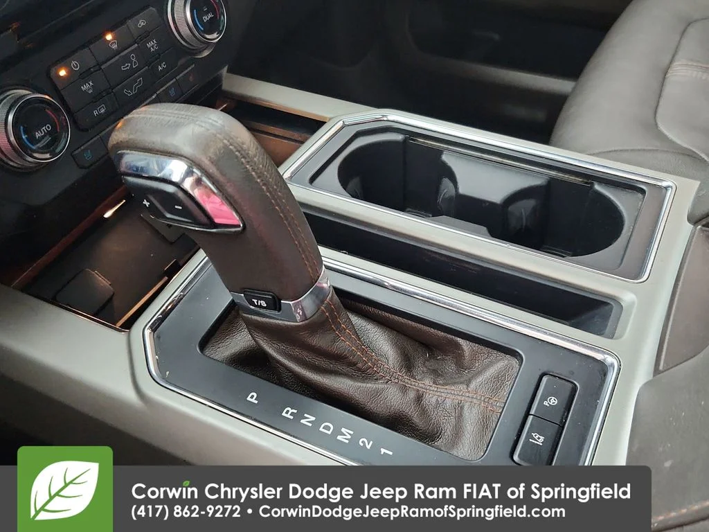 Used 2015 White Ford King Ranch image 26