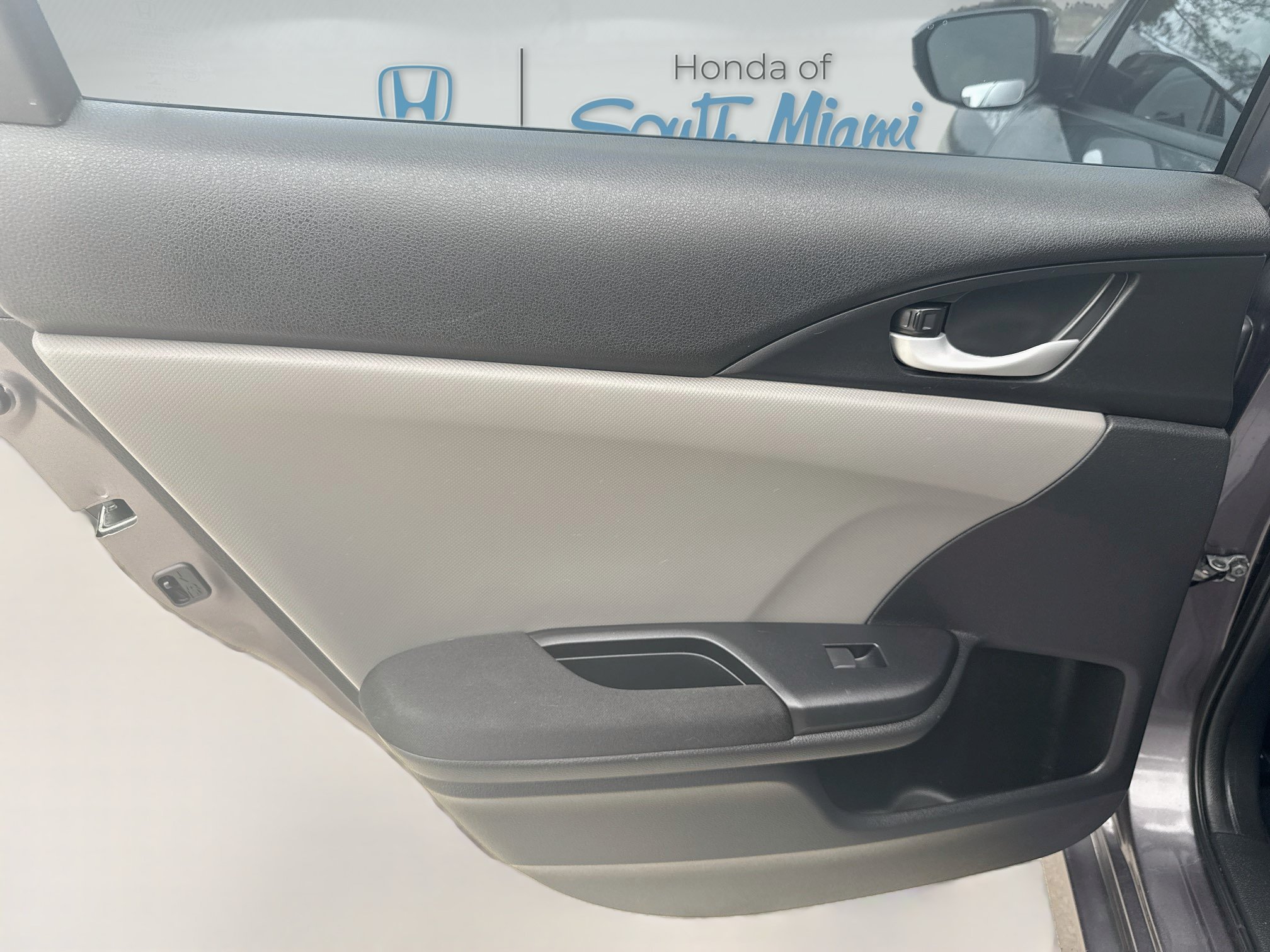 Used 2019 Modern Steel Metallic Honda LX image 25