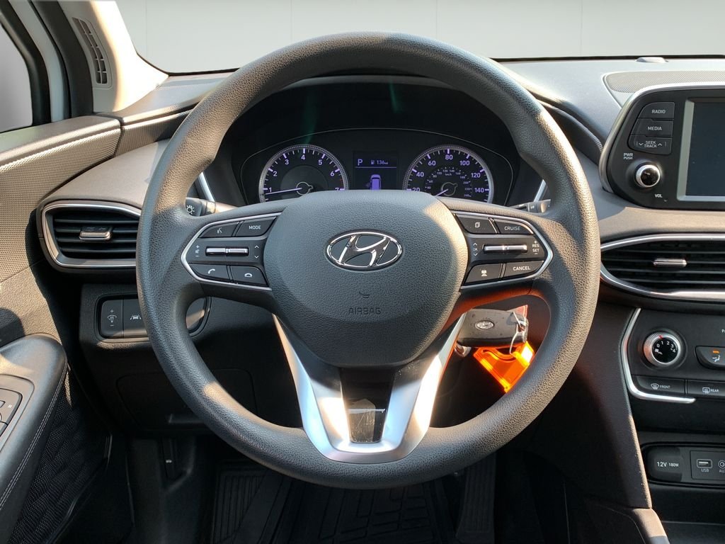 2020 Hyundai Santa Fe SE - Photo 25