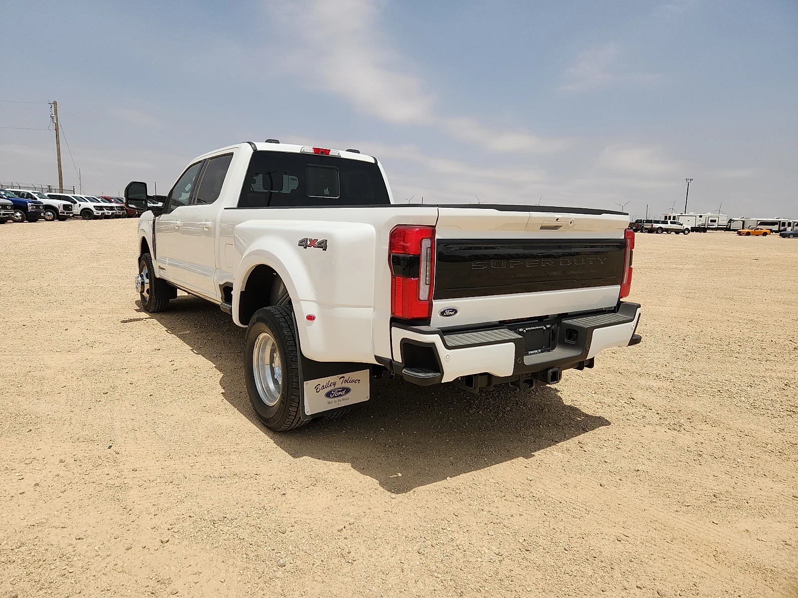New 2026 Star White Metallic Tri-Coat Ford F-350® Platinum® image 5