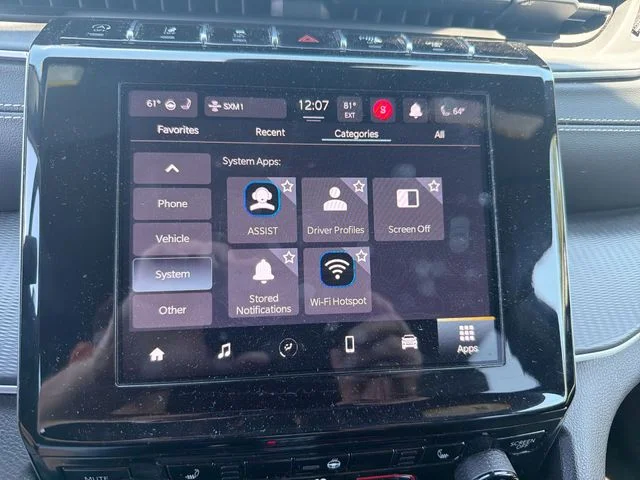 Used 2023 White Jeep Altitude image 21