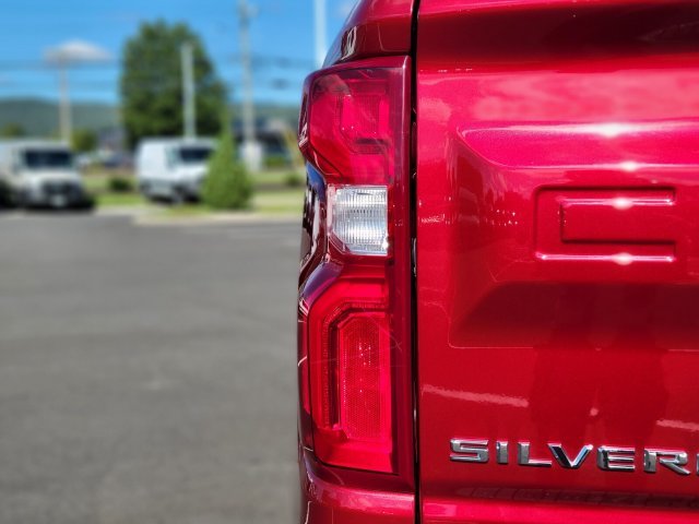 Used 2020 Red Chevrolet LT Trail Boss image 11