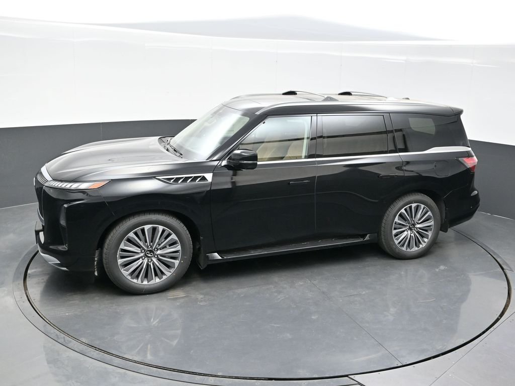 New 2026 Black INFINITI LUXE image 44