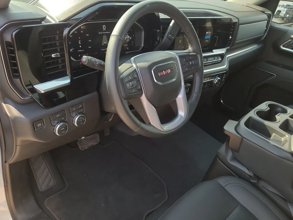 Used 2026 White GMC SLT image 22