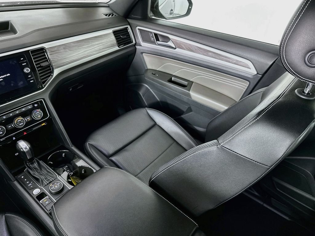 2022 Volkswagen Atlas Cross Sport SE w/Tech - Photo 24