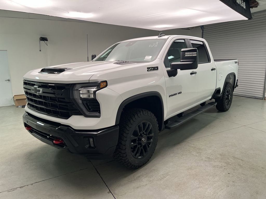 New 2026 Summit White Chevrolet LT image 4