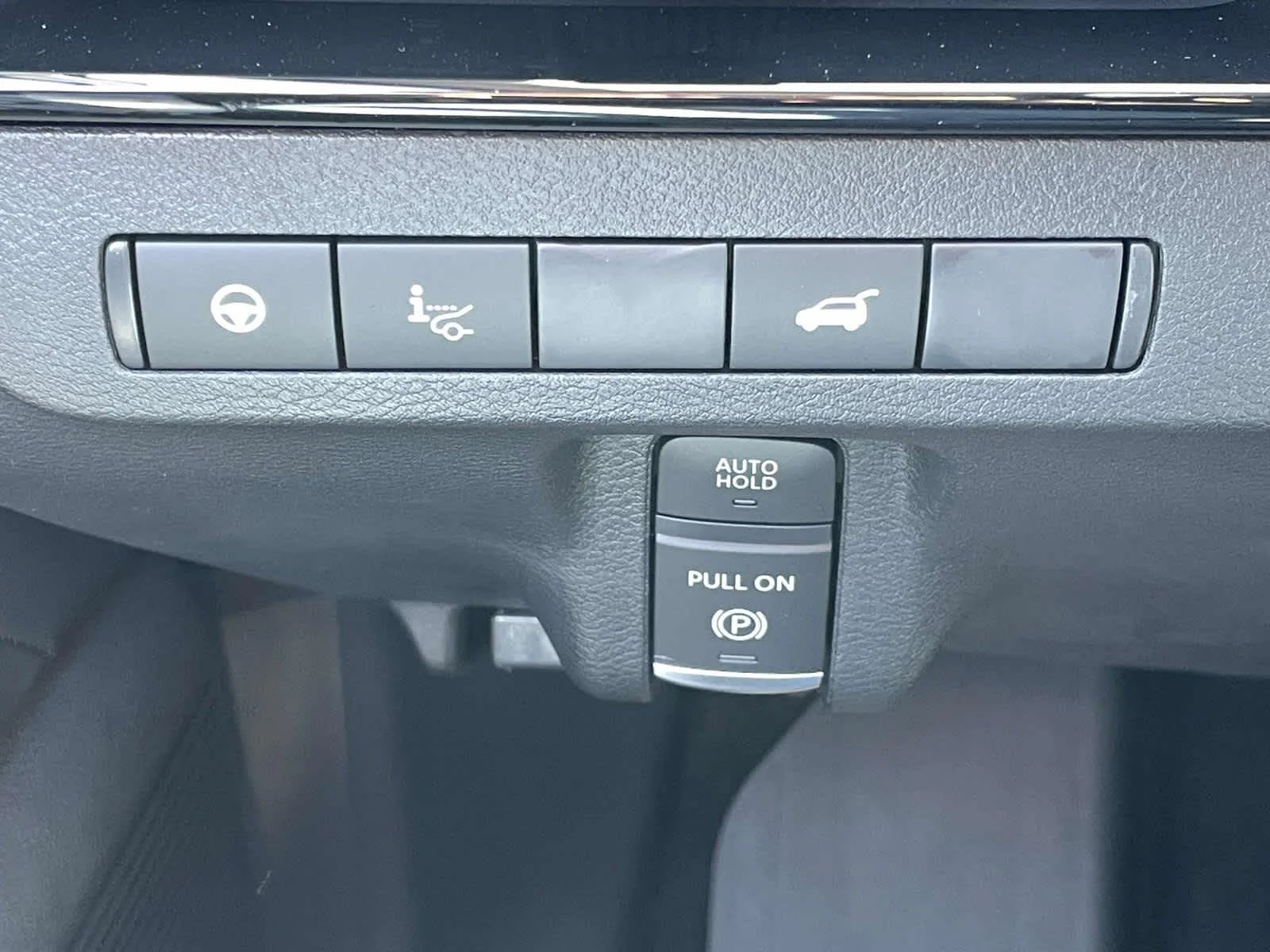 New 2026 Everest White Pearl Tricoat/Super Black Nissan Platinum image 32