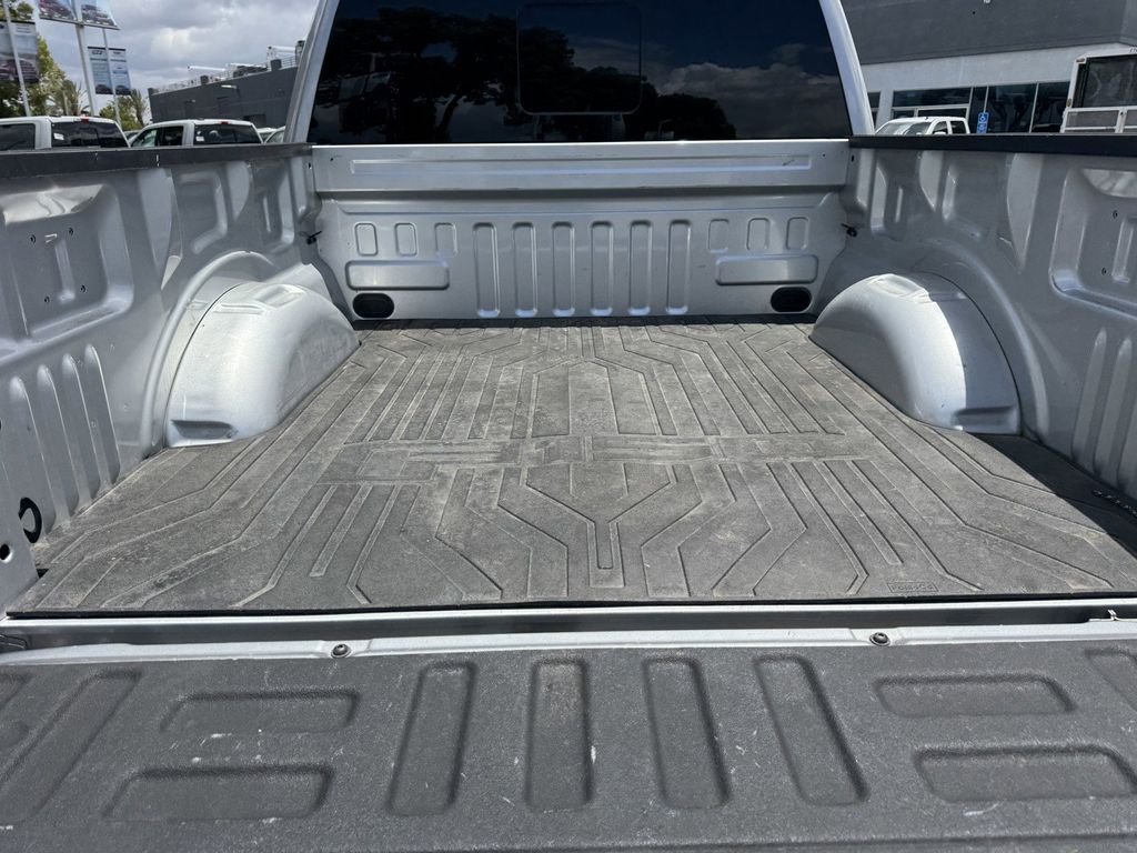 Used 2020 Silver Metallic Ford XLT image 12