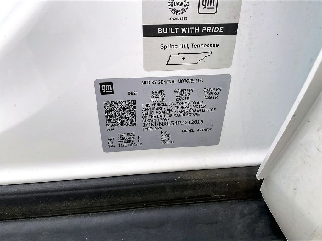 Used 2023 Summit White GMC Denali image 32