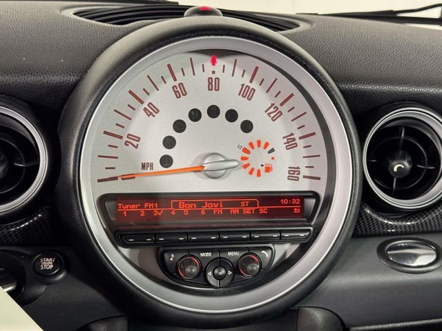 Used 2011 Chili Red MINI Base image 25