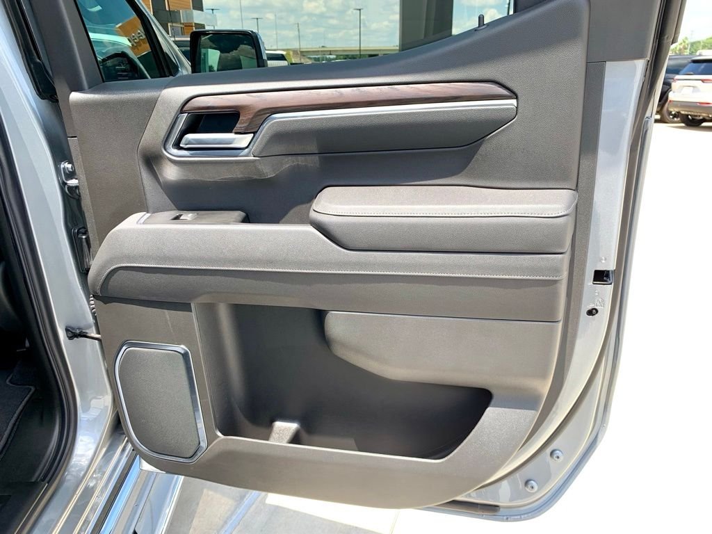 Used 2026 Silver GMC SLT image 24