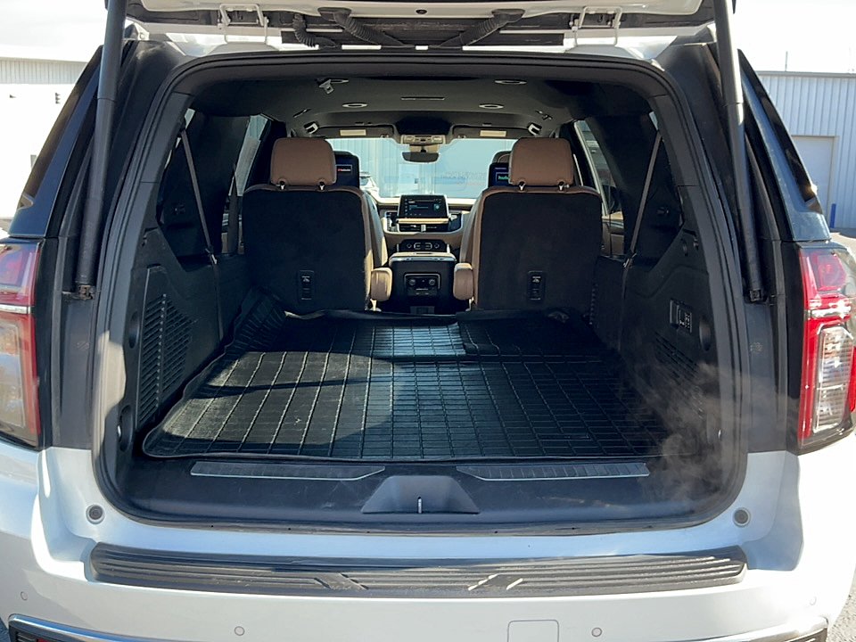 Used 2024 Iridescent Pearl Tricoat Chevrolet 4WD Premier image 21
